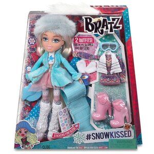 NIB 2015 Bratz #Snowkissed Winter Cloe doll
